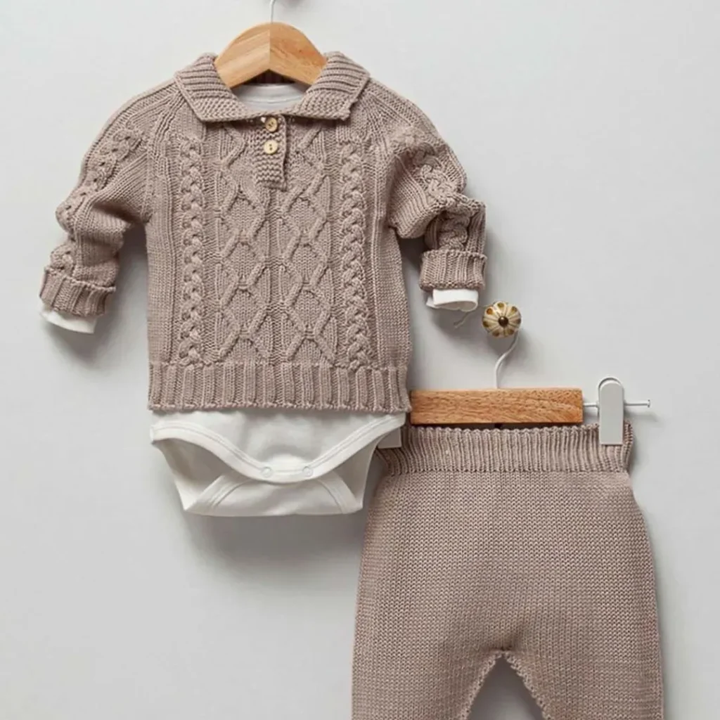 Bebek Giyim: Hangi Aksesuarlar Alınmalı Uzman Tavsiyeleri